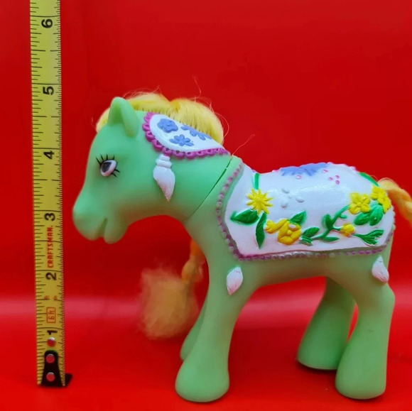 Gigo Carousel Circus Pony Green Flowers Merry Go Round Yellow Mane Tail Vintage - Picture 6 of 7